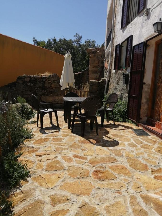 Los Castanos Solana de Avila Εξωτερικό φωτογραφία